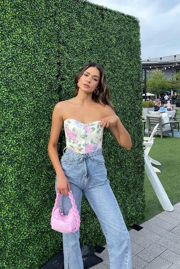 Casual chic, colorful flower corset top and straight leg jeans